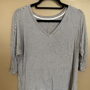 American Eagle Jegging T, Black and White striped